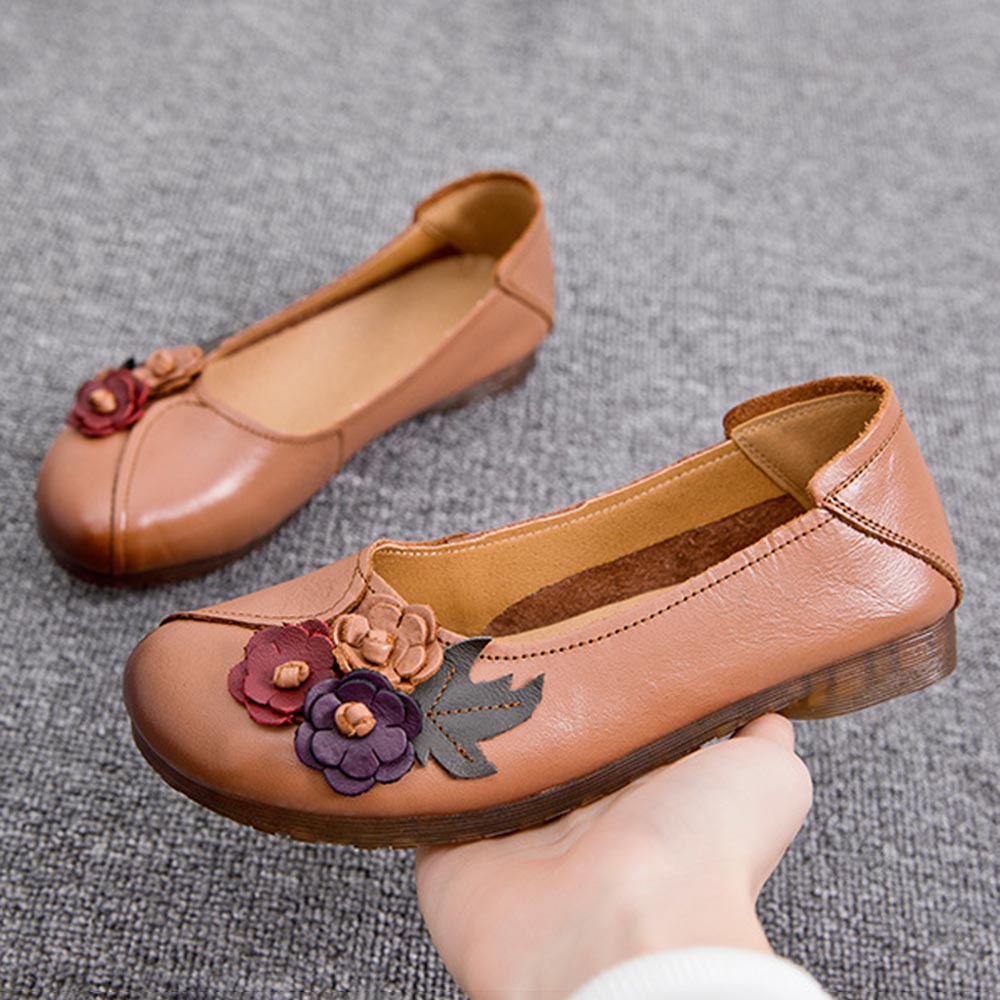 Women Vintage Floral Round Toe Genuine Leather Soft Sole Slip On Comfy Flats