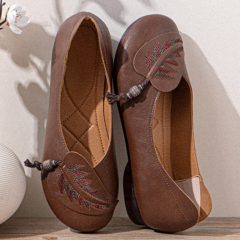 Women Retro Folkways Pattern Round Toe Soft Sole Comfy Flats Casual Shoes